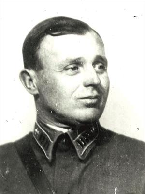 Два Петра (75-летию великой Победы посвящается) Два Петра (75-летию великой Победы посвящается)