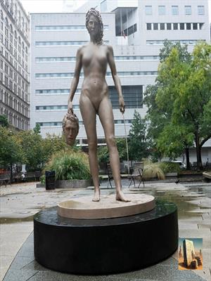 Голова страшной Горгоны